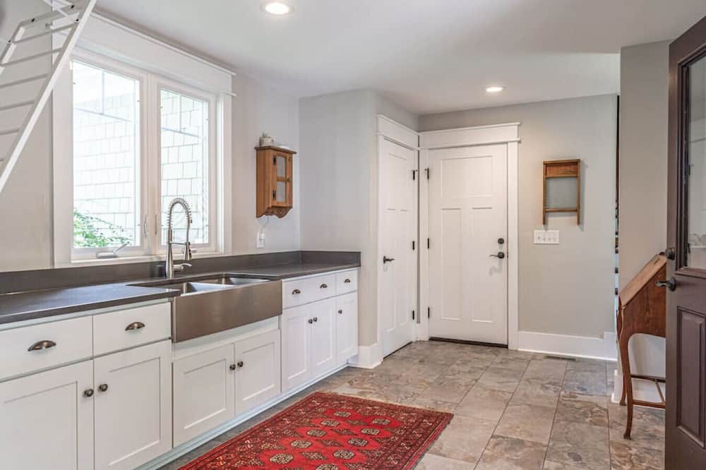 Photo of Kitchen in Whispering Pines