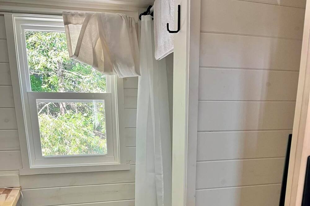 Photo of Bathroom in Roanoke Rapids