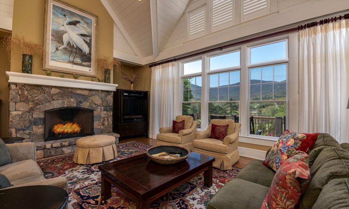 Photo of Livingroom in Mill Spring