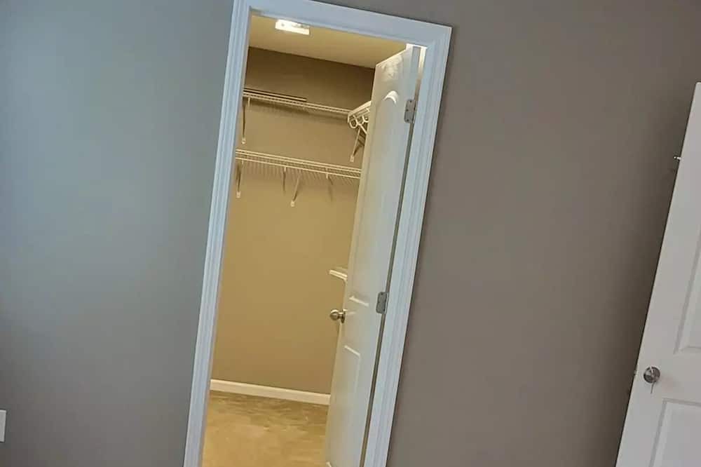 Photo of Bedroom in South View