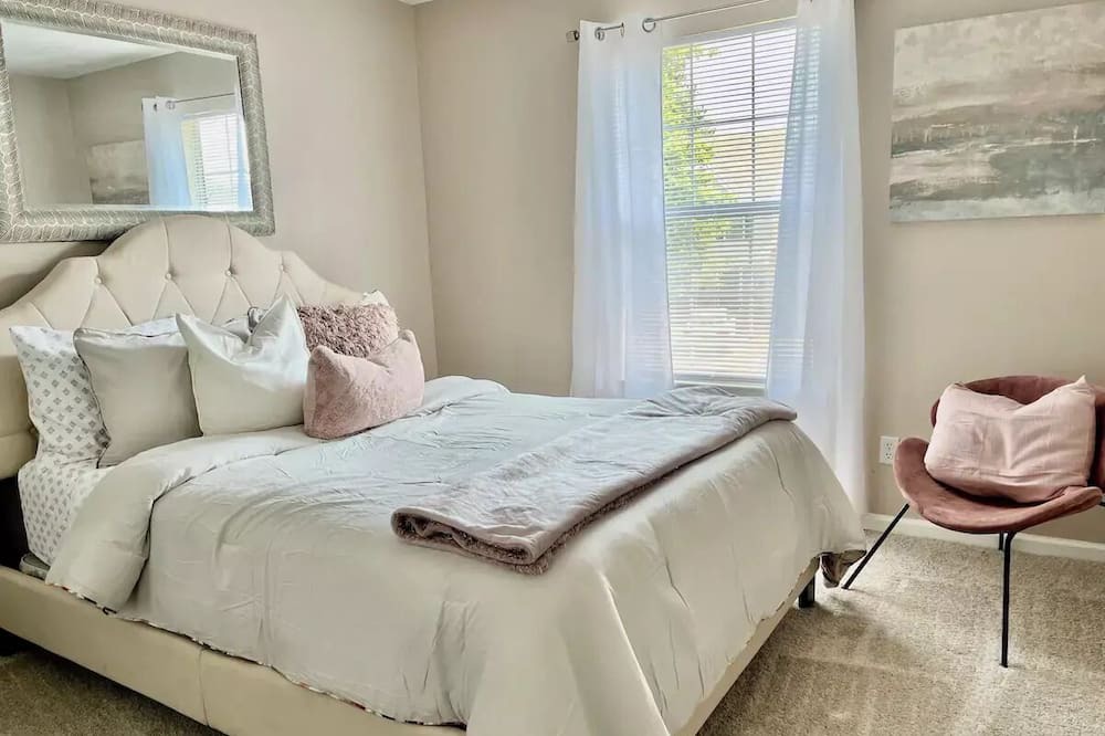 Photo of Bedroom in Western Branch North