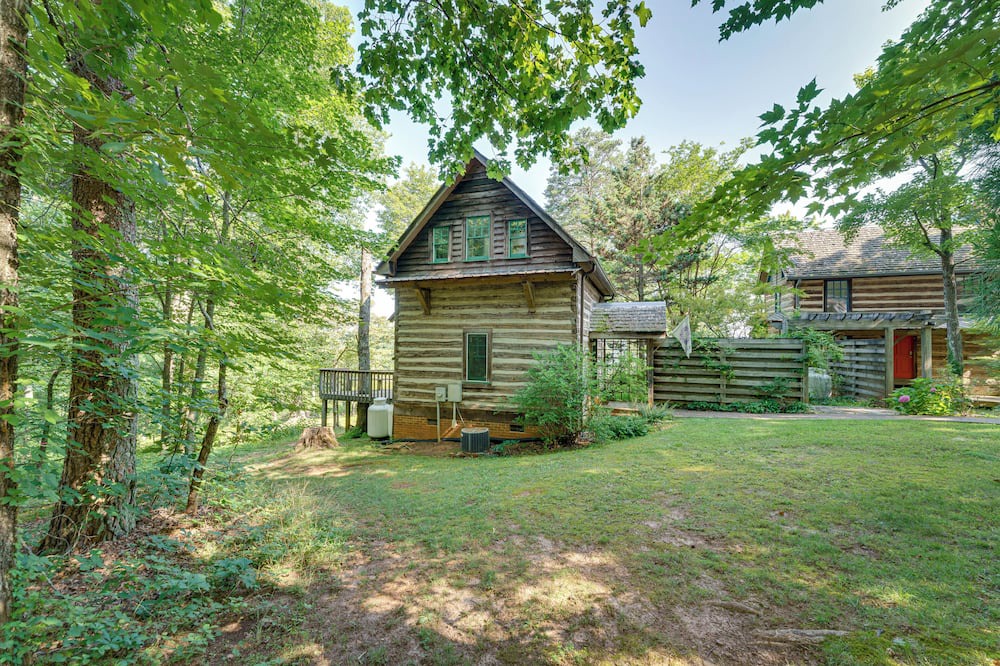 Photo of Outdoor in Bostic