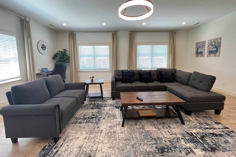 Photo of Livingroom in Waxhaw