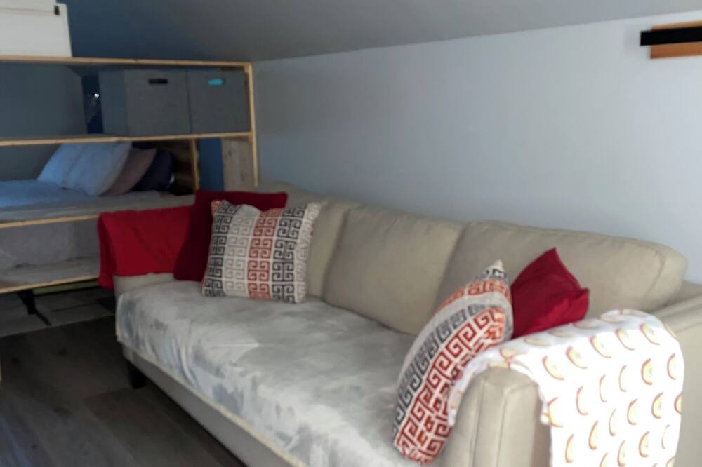 Photo of Bedroom in Olivia