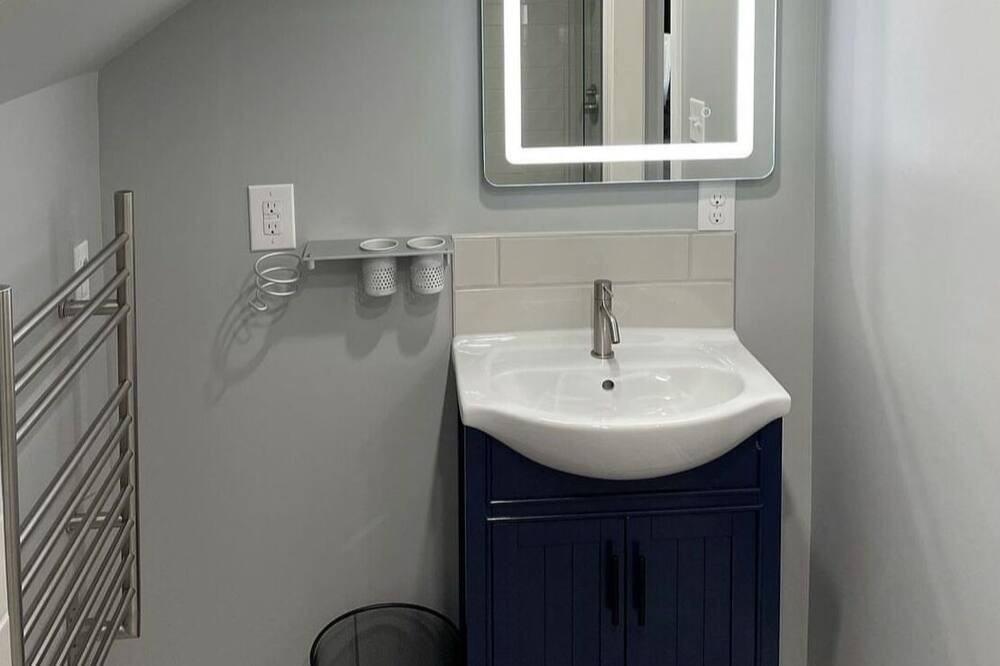 Photo of Bathroom in Olivia