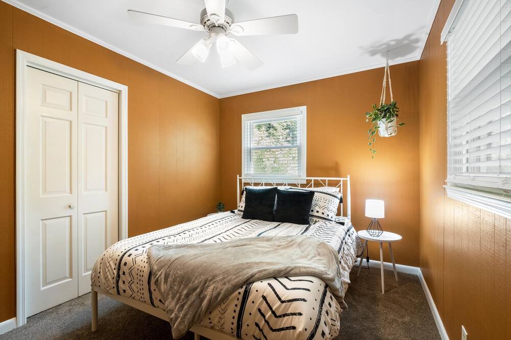 Photo of Bedroom in Connellys Springs