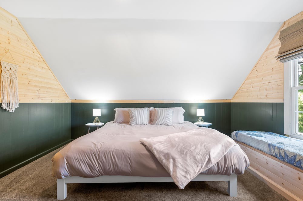 Photo of Bedroom in Connellys Springs