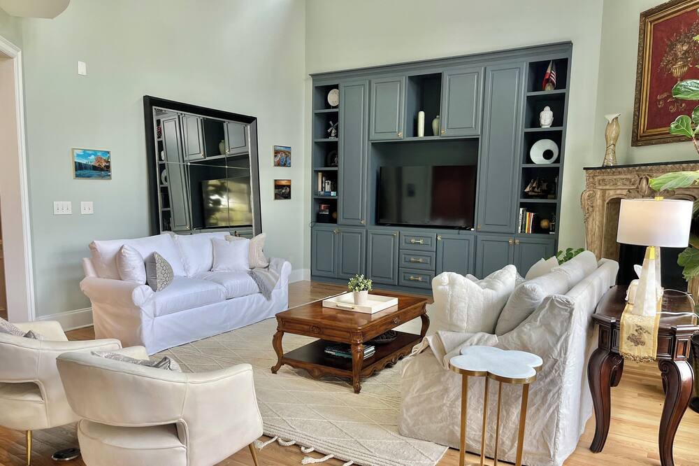 Photo of Livingroom in Wake Forest