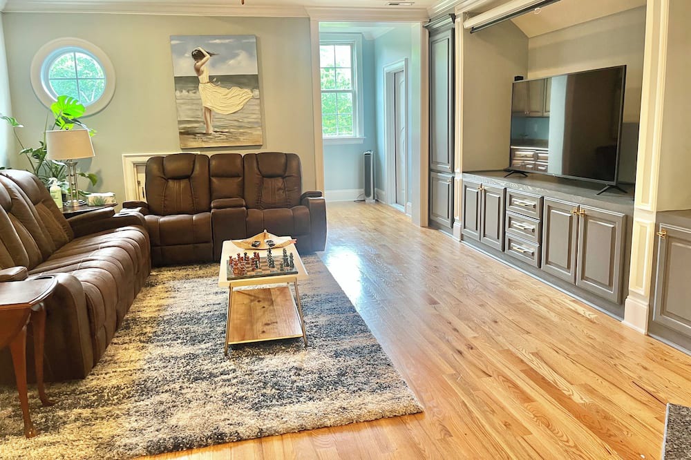 Photo of Livingroom in Wake Forest