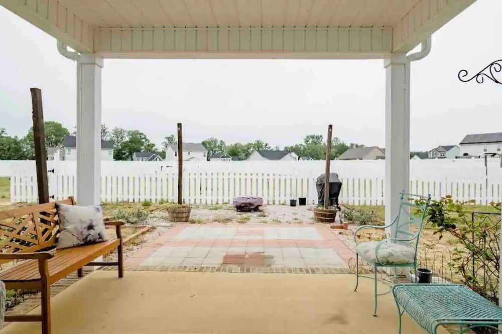 Photo of Outdoor in Selma