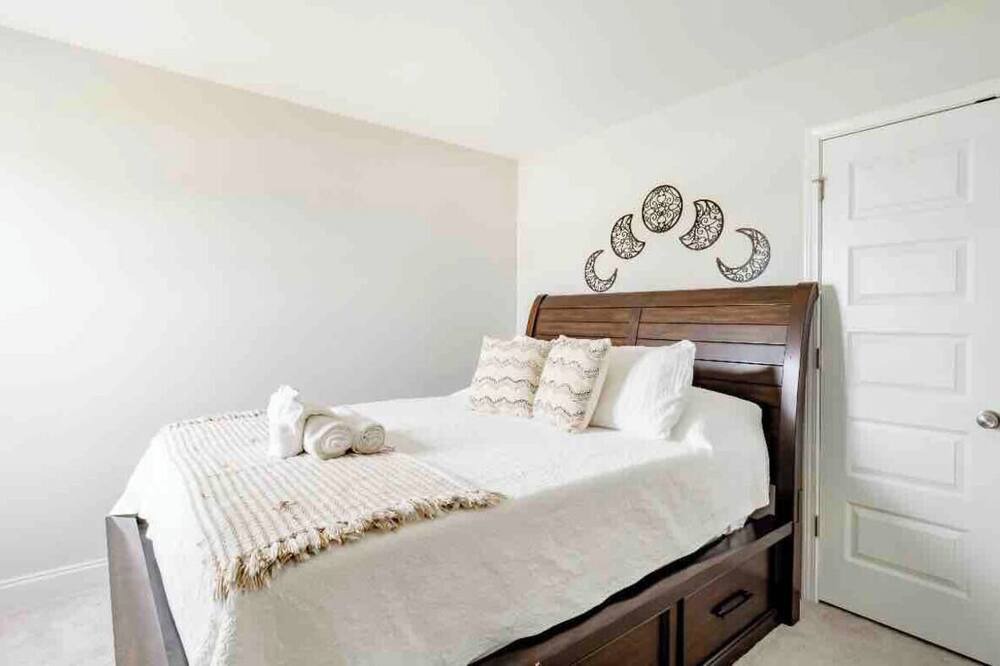 Photo of Bedroom in Selma