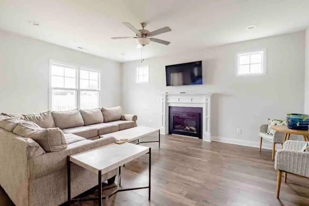 Photo of Livingroom in Selma