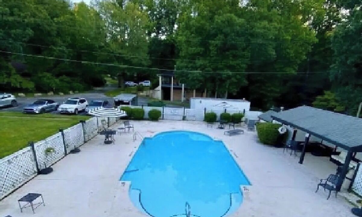 Photo of Outdoor in Flat Rock