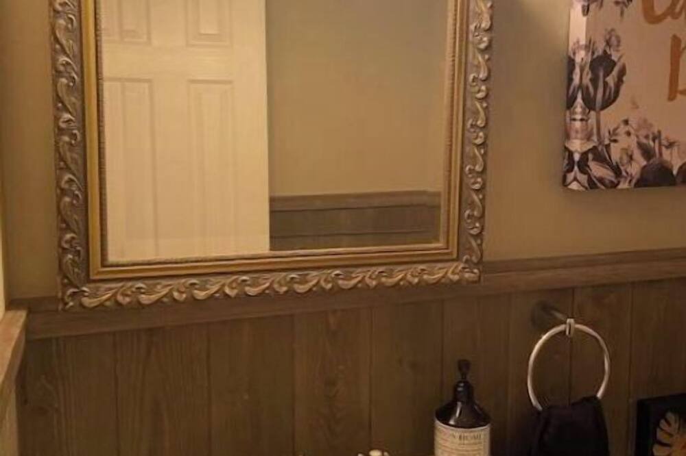 Photo of Bathroom in Lenoir