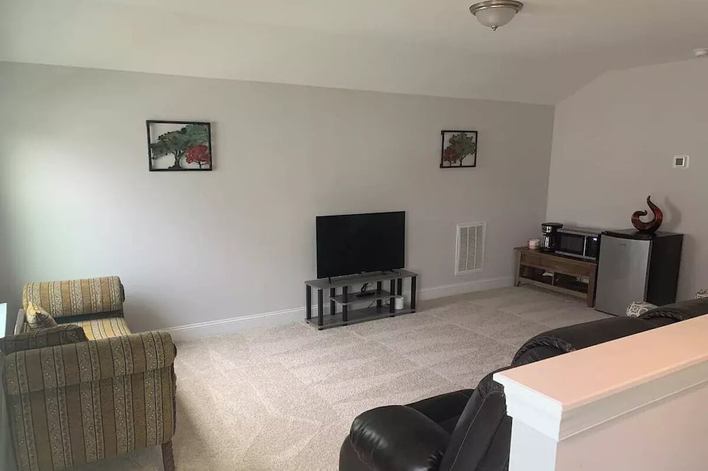 Photo of Livingroom in Benson