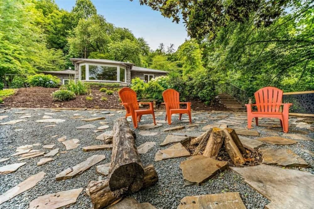 Photo of Patio Balcony in Bryson City