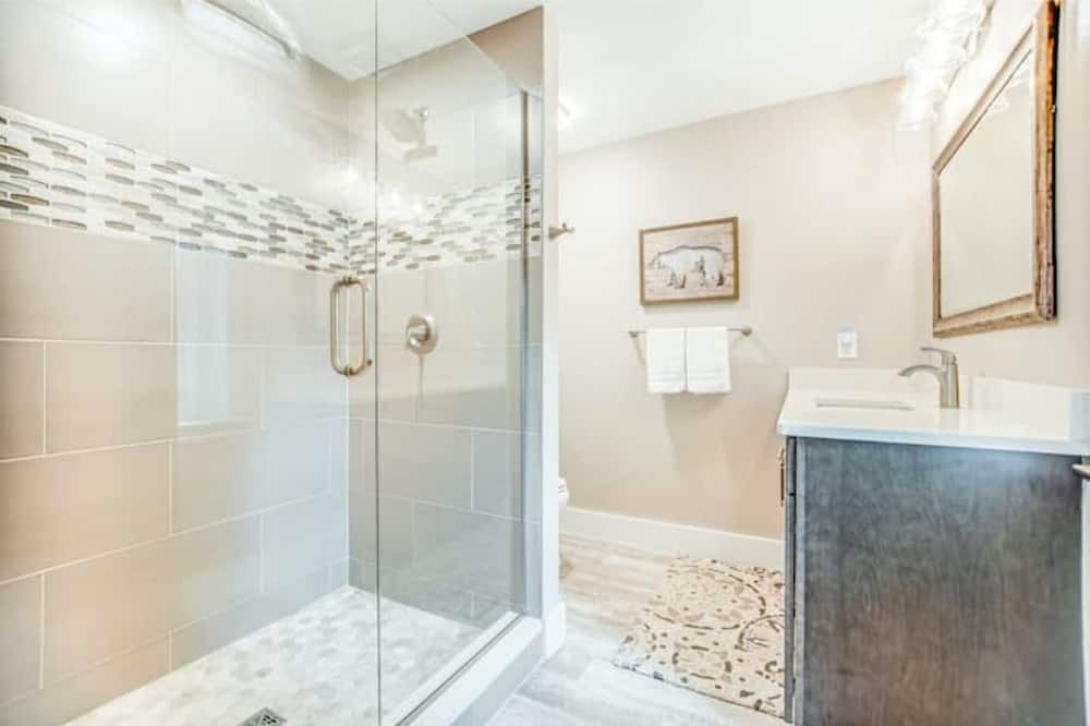 Photo of Bathroom in Bryson City