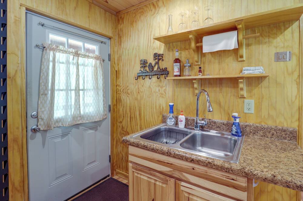 Photo of Kitchen in Linville Falls