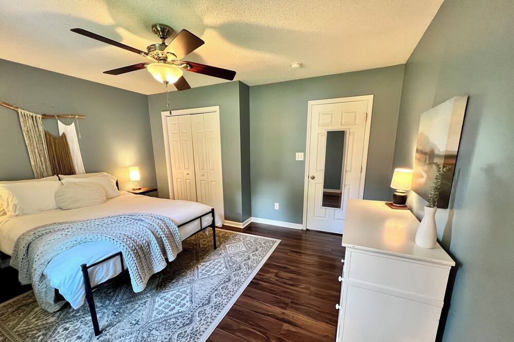 Photo of Bedroom in Hubert