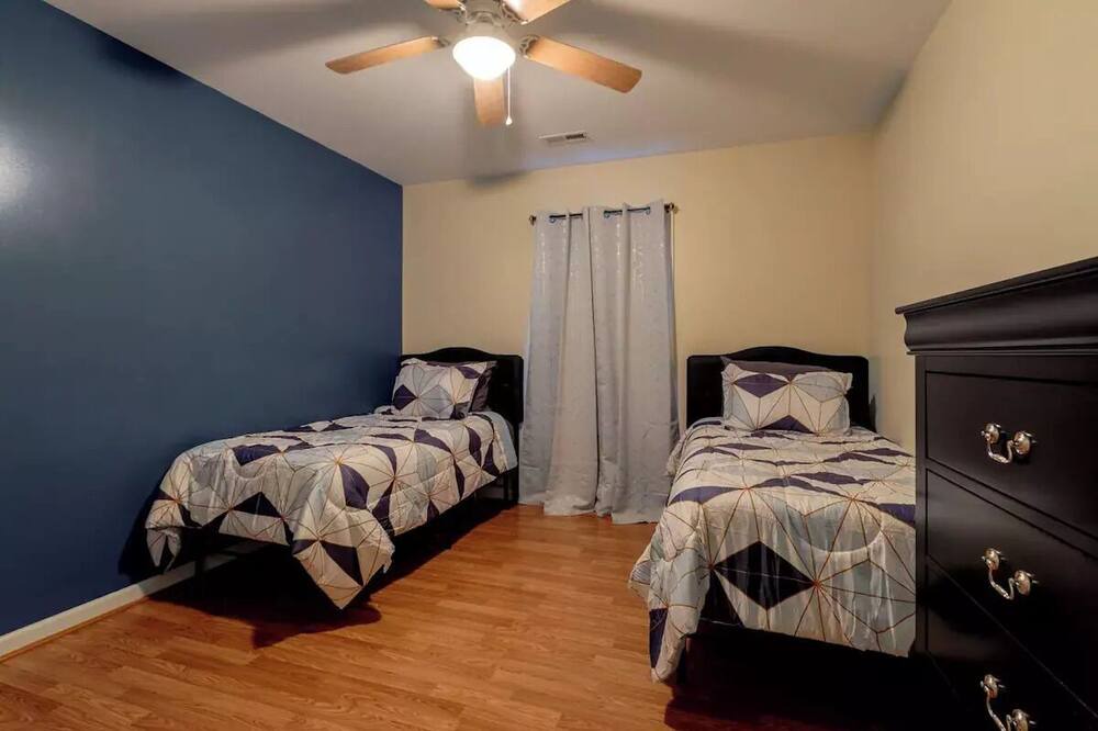 Photo of Bedroom in Elizabeth City