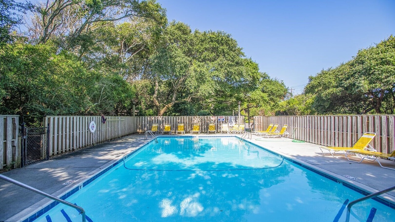 Photo of Outdoor in Pine Knoll Shores