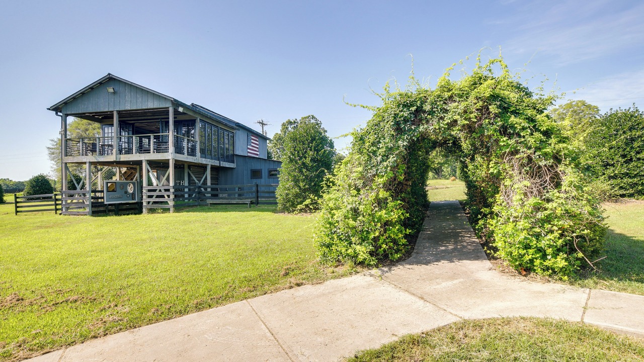 Photo of Outdoor in Liberty