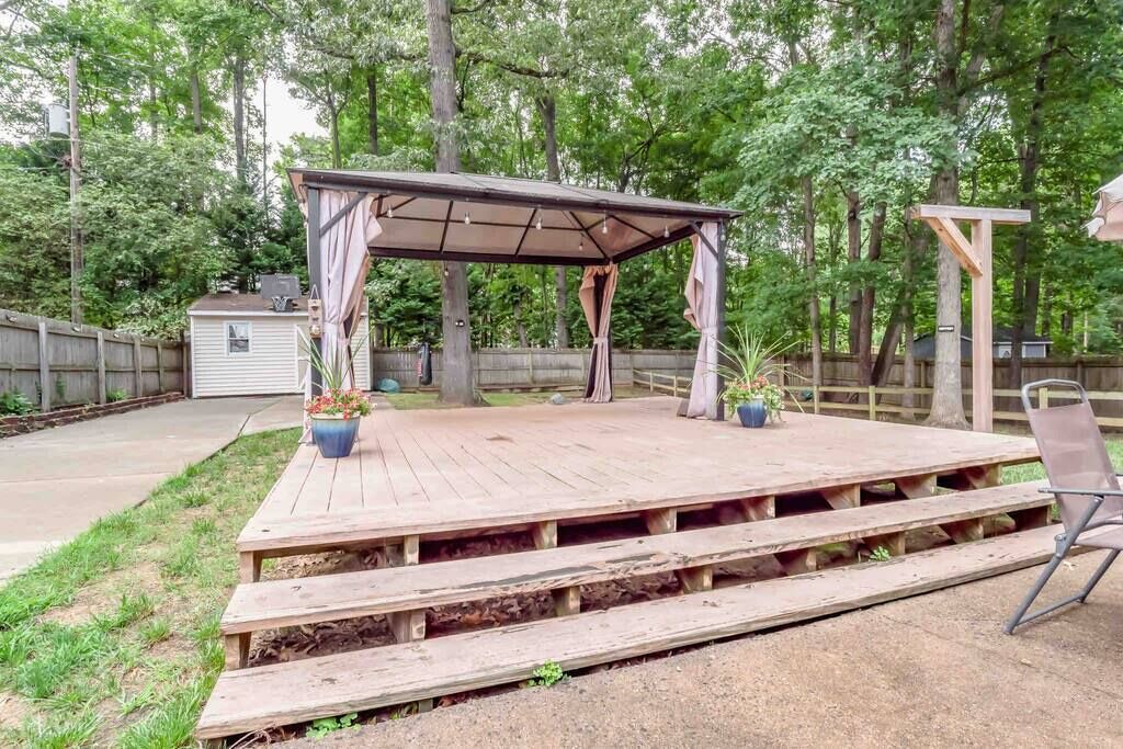 Photo of Outdoor in Matthews