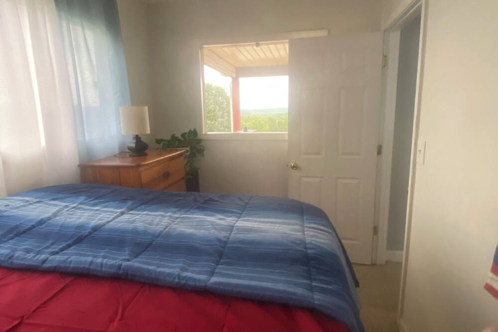 Photo of Bedroom in New London