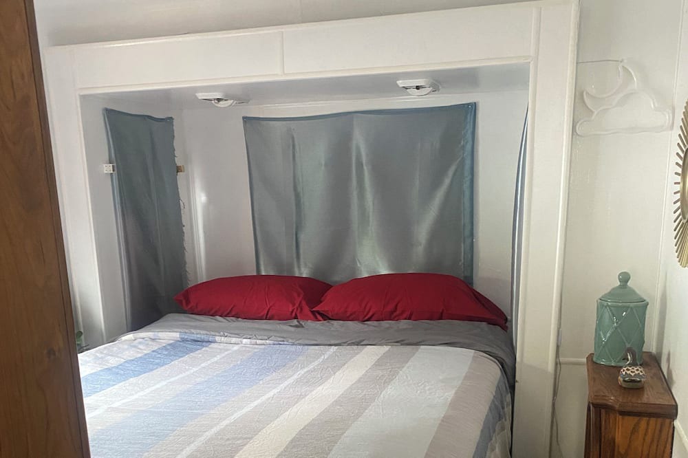Photo of Bedroom in New London