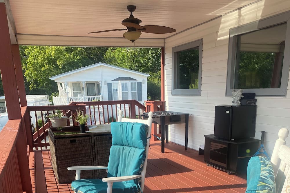 Photo of Outdoor in New London