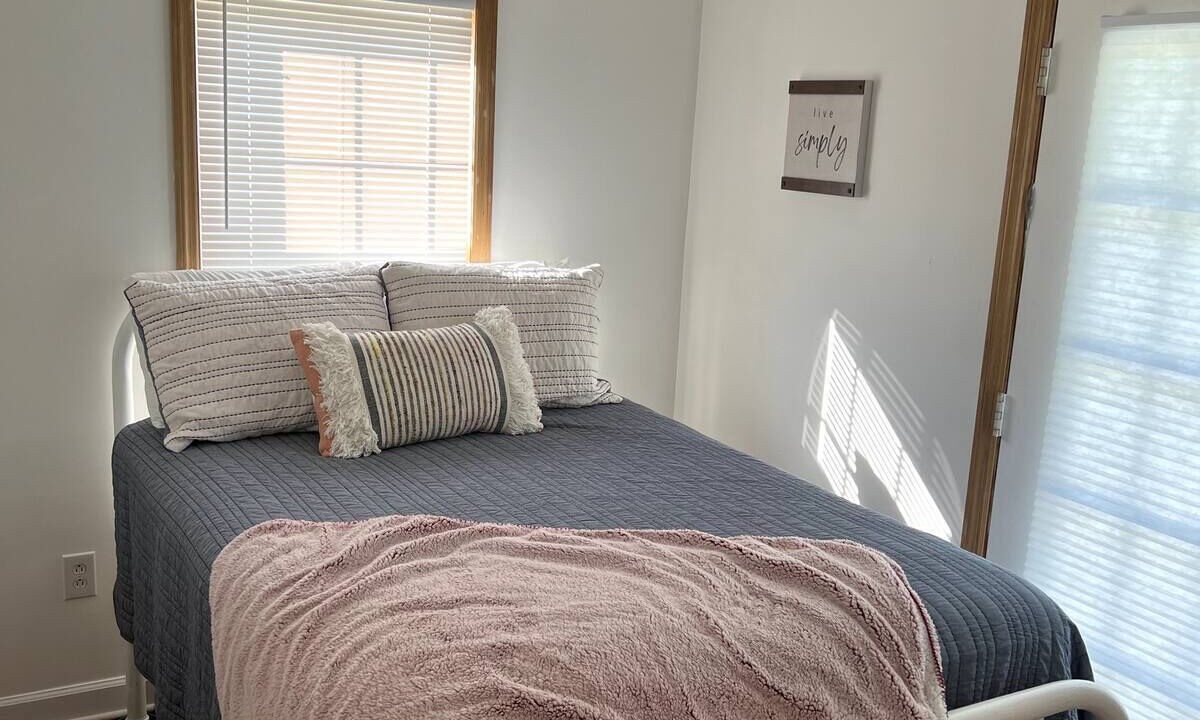 Photo of Bedroom in Traphill