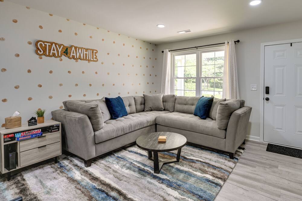Photo of Livingroom in Greensboro