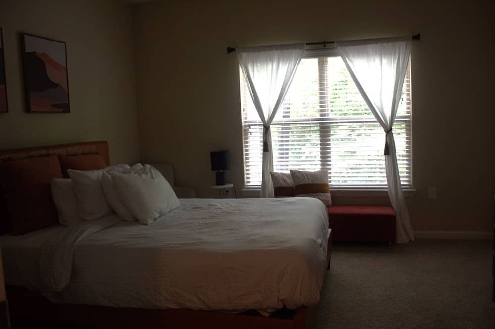 Photo of Bedroom in Umstead