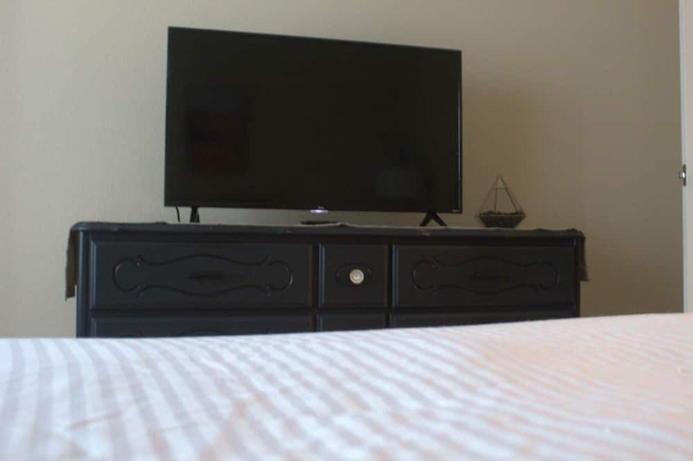 Photo of Bedroom in Umstead