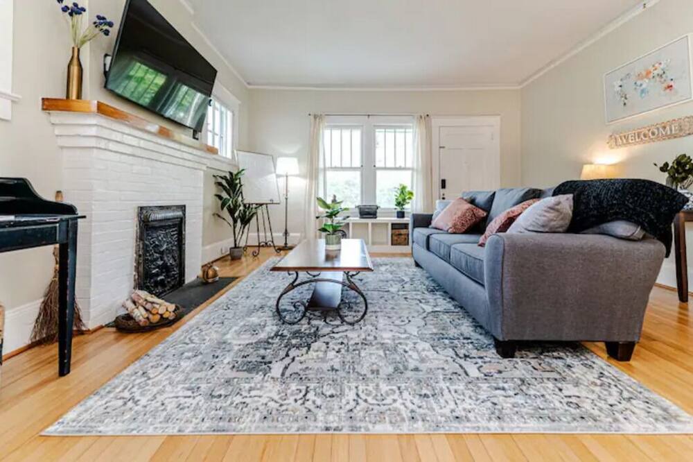 Photo of Livingroom in Aberdeen