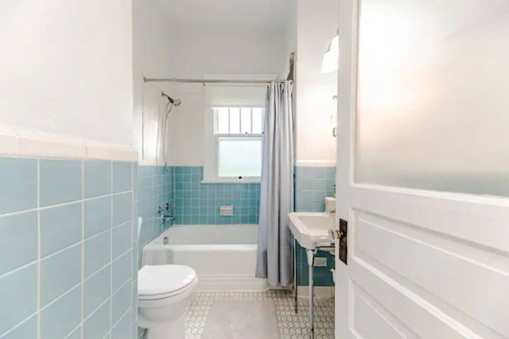 Photo of Bathroom in Aberdeen