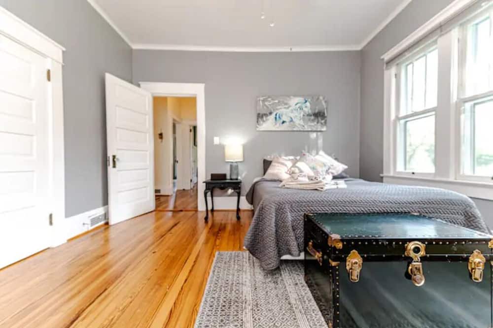 Photo of Bedroom in Aberdeen