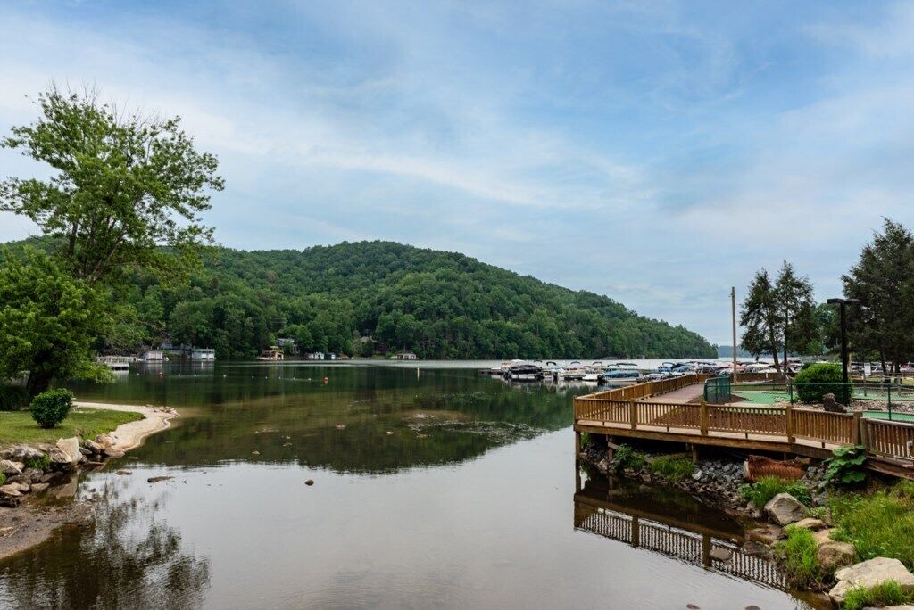 Photo of Outdoor in Lake Lure
