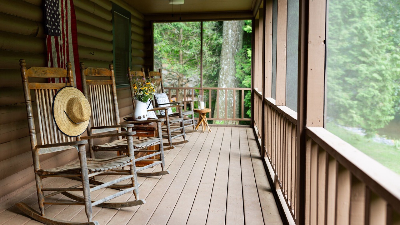 Photo of Patio Balcony in Burnsville