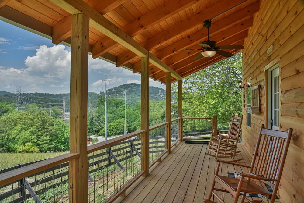 Photo of Outdoor in Hendersonville
