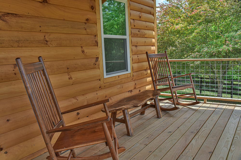 Photo of Outdoor in Hendersonville