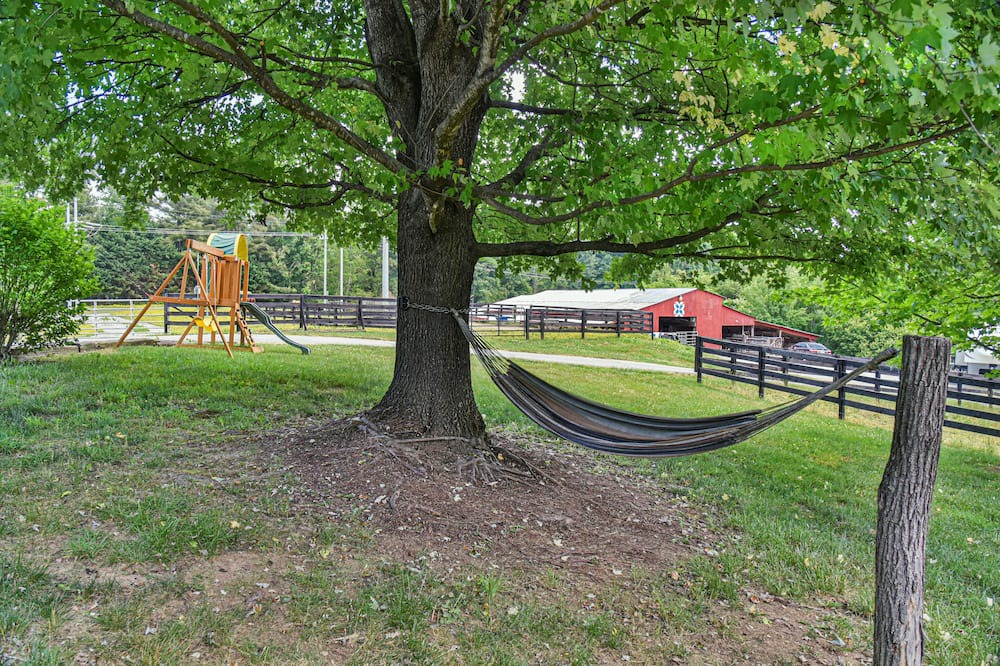 Photo of Outdoor in Hendersonville