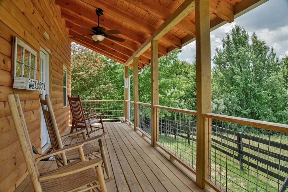 Photo of Outdoor in Hendersonville