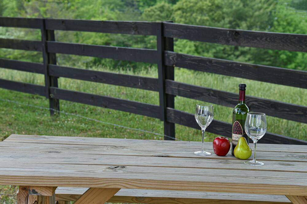 Photo of Outdoor in Hendersonville
