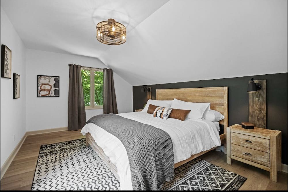 Photo of Bedroom in Westport