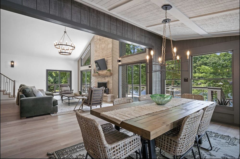 Photo of Livingroom in Westport