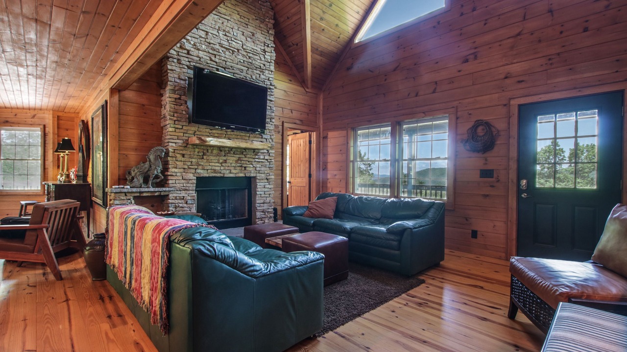 Photo of Livingroom in Maggie Valley