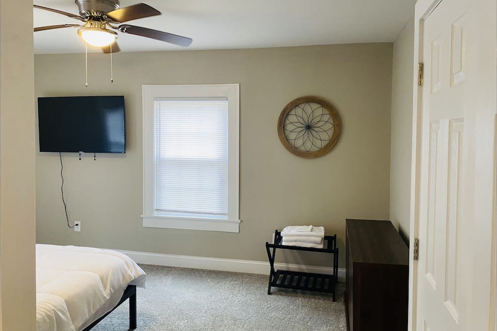 Photo of Bedroom in Graham