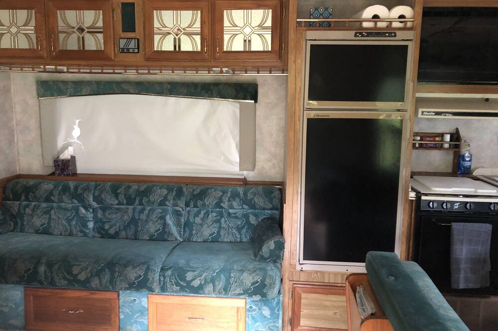 Photo of Livingroom in Salem