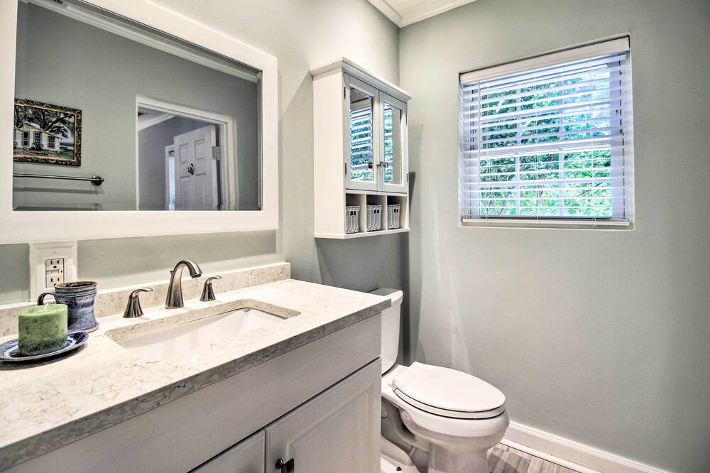Photo of Bathroom in Montgomery